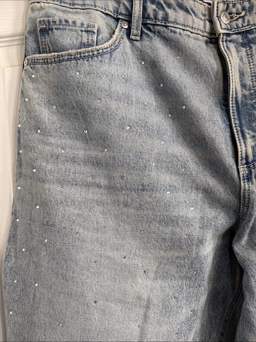 LOFT Women's Light Wash Barrel Jeans with Rhinestone Detail